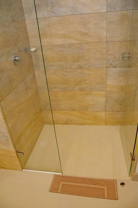 Apartment Exclusivo Apto En Club Con Playa